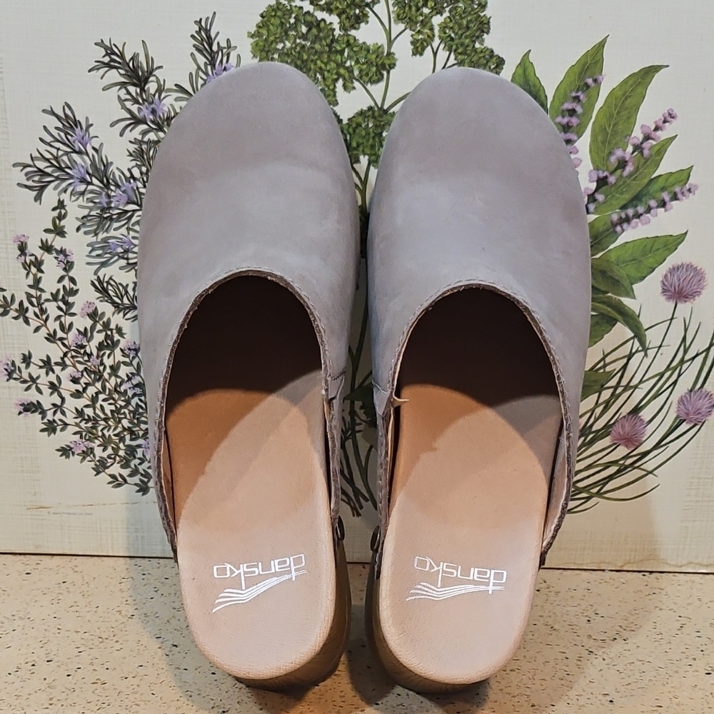 Dansko Giulia Milled Nubuck Women's Taupe Mules